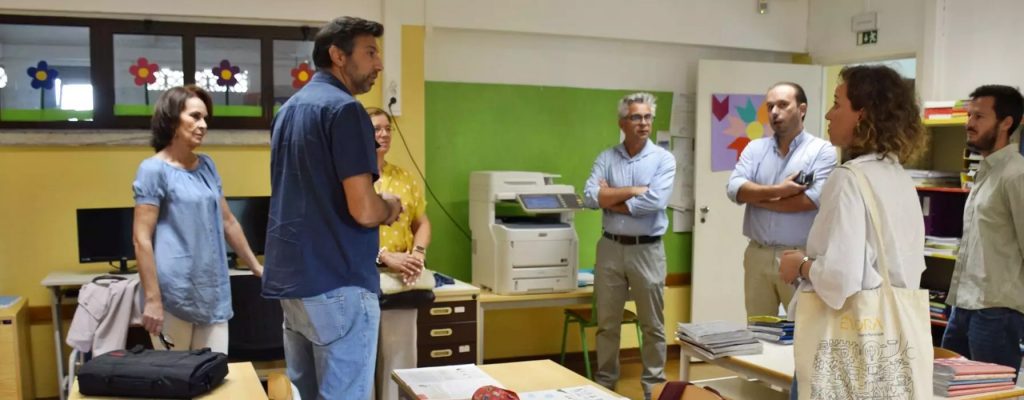 (Português) Câmara de Évora reforça equipamento informático em escolas