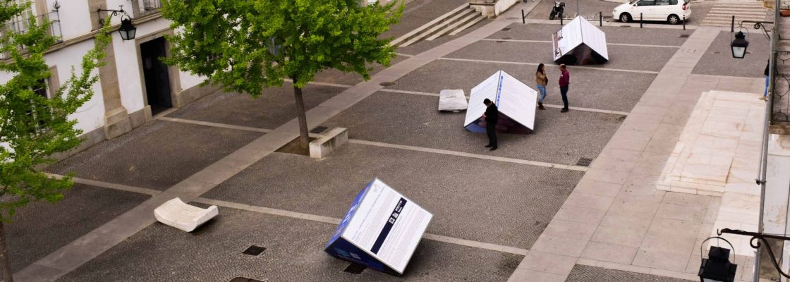 Exposição ‘1º Encontro, Évora Cidade Educadora’ até 15 de abril na Praça de Sertório
