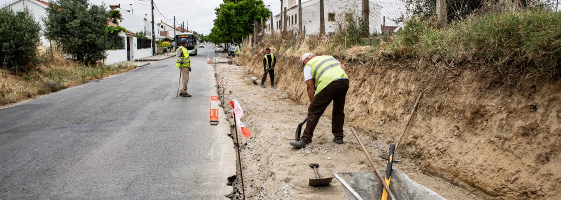 Ligação pedonal ao Centro Histórico vai ficar completa em todo o troço urbano da Estrada da C...