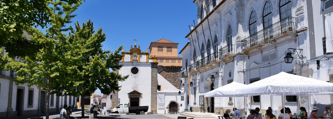 Em reunião pública de 14 de Julho de 2021: Câmara de Évora felicitou árbitros eborenses pelo...