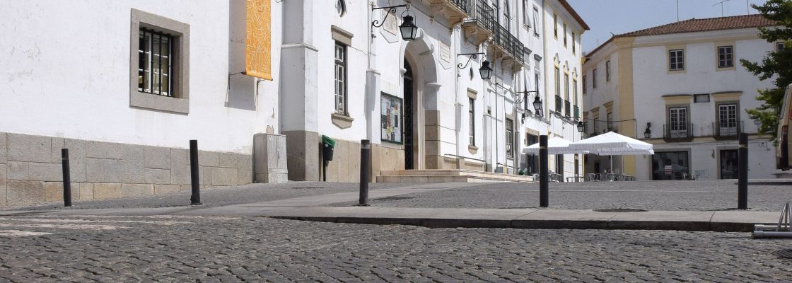 Em reunião pública de 11 de Agosto de 2021: Câmara de Évora aprovou Carta de Valores Patrimon...