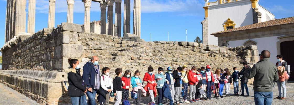 Alunos das freguesias do concelho de Évora descobrem património local