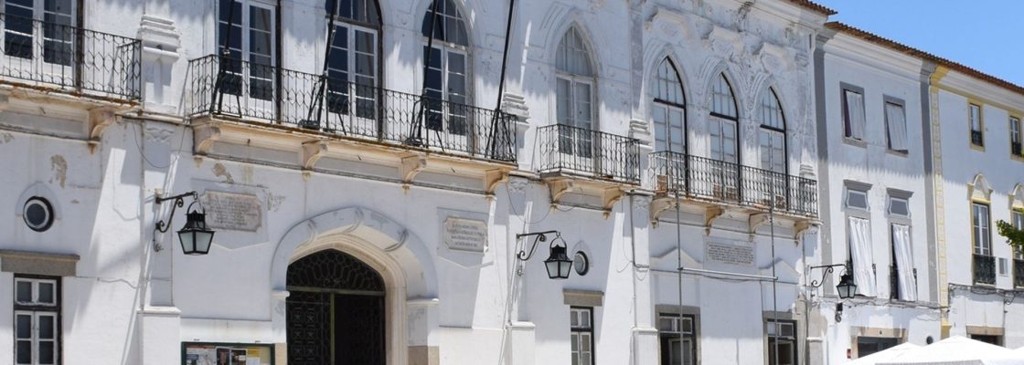 Em reunião pública de 9 de dezembro de 2021: Câmara de Évora defende património popular alen...