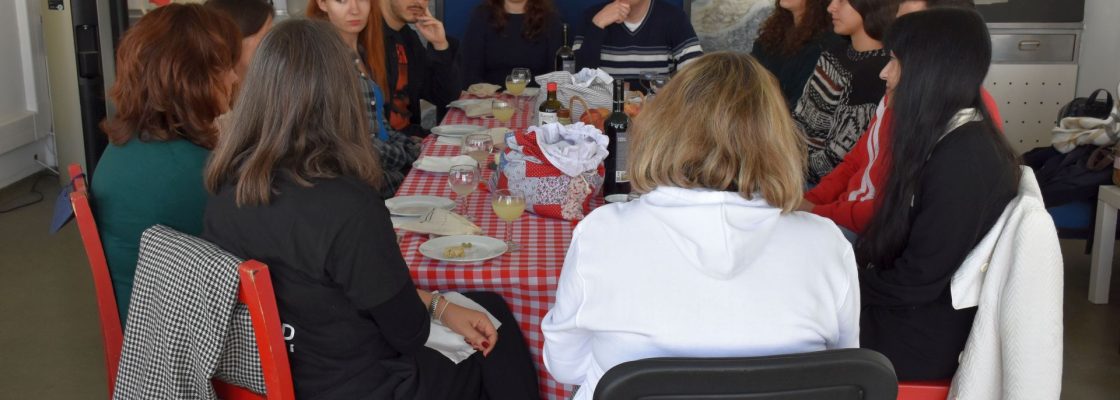 À Mesa é que a Gente se Entende: Évora promove ciclo de conversas em torno da candidatura a Ca...