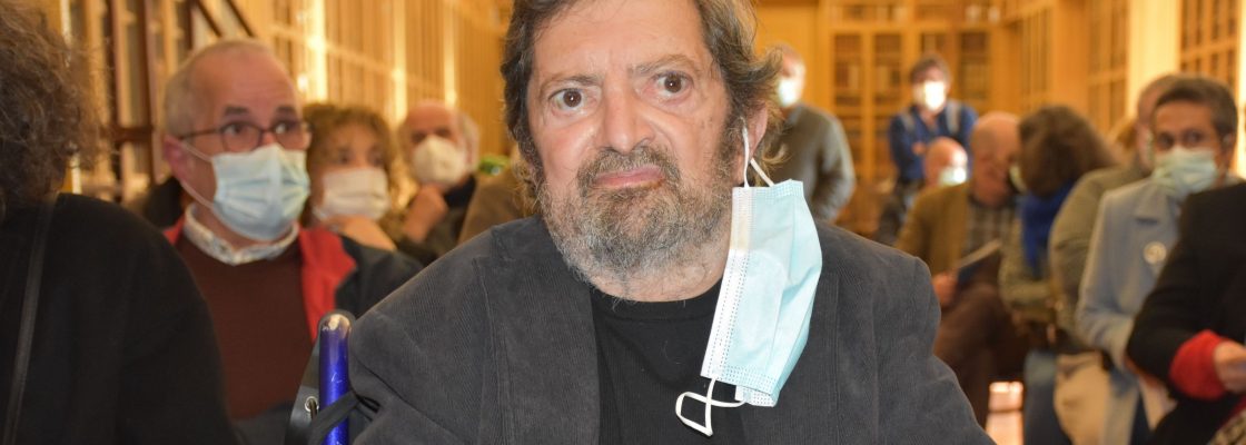 Poeta eborense Manuel Gusmão recebe homenagem na Feira do Livro