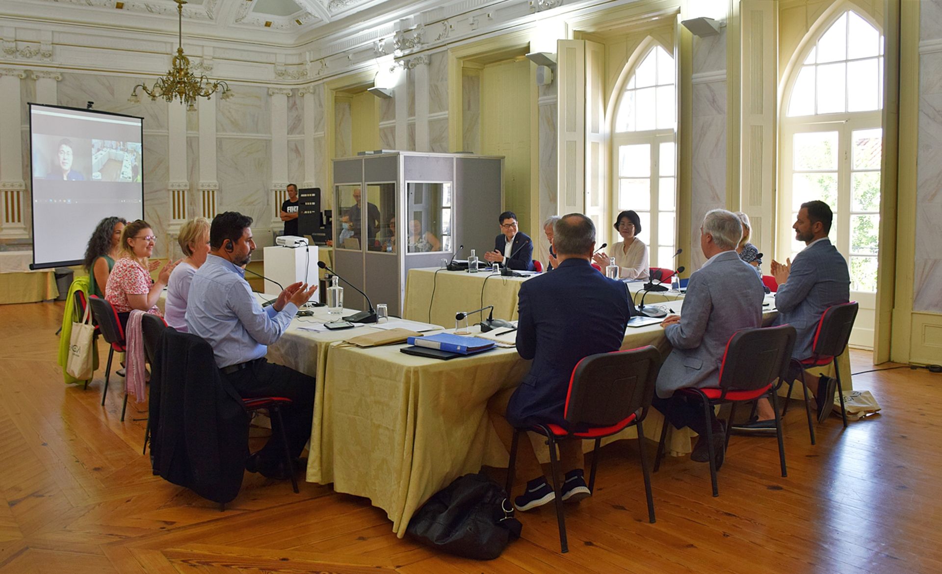 (Português) Reunião do Conselho de Administração da OCPM nos Paços do Concelho de Évora