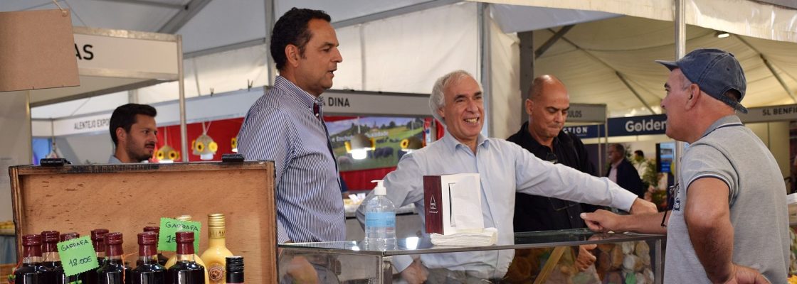 Feira de S. João 2022 Presidente da Câmara de Évora e do NERE visitaram zona de atividades eco...