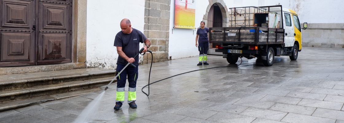 PRIORIDADE À LIMPEZA DO ESPAÇO PÚBLICO