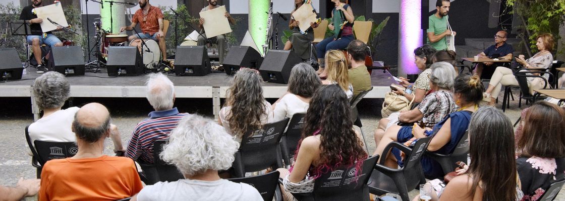 Orquestra do Bairro trouxe tradições festivas ao Pátio do Inatel