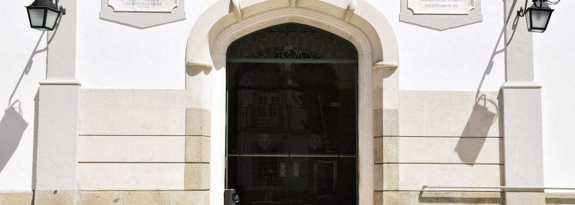 (Português) Câmara de Évora reúne no dia 21 de setembro