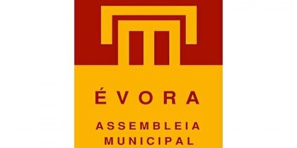 Sessão extraordinária da Assembleia Municipal de Évora no dia 25 de março