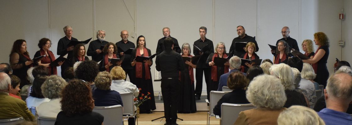 Coro Polifónico Eborae Mvsica deu concerto comemorativo do 25 de abril no Palácio D. Manuel