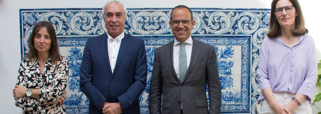 Ministro da Cultura em Évora para preparar implementação de Évora_27 Capital Europeia da Cultura