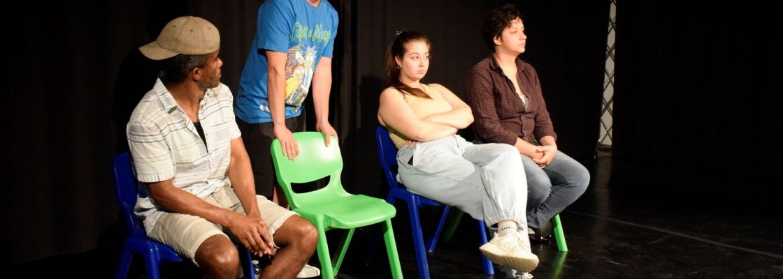 Artes à Escola levou jovens a refletir sobre violência através das redes sociais