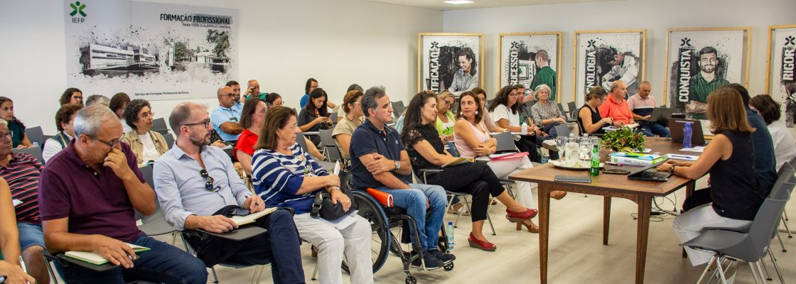 O CONSELHO LOCAL DE AÇÃO SOCIAL DE ÉVORA (CLASE) APROVA PLANO DE DESENVOLVIMENTO SOCIAL –...