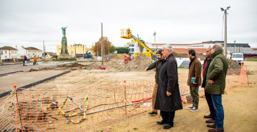 Plano de Mobilidade Urbana Sustentável de Évora OBRA DE REQUALIFICAÇÃO DO INTERFACE MODAL DO ROSSIO DE S. BRÁS RECEBE VISITA DO PRESIDENTE DA CÂMARA