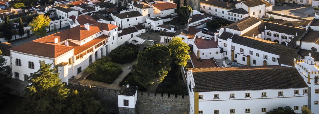 Arquivado: Carta dos valores patrimoniais do Centro Histórico de Évora, com João Santos e Edua...