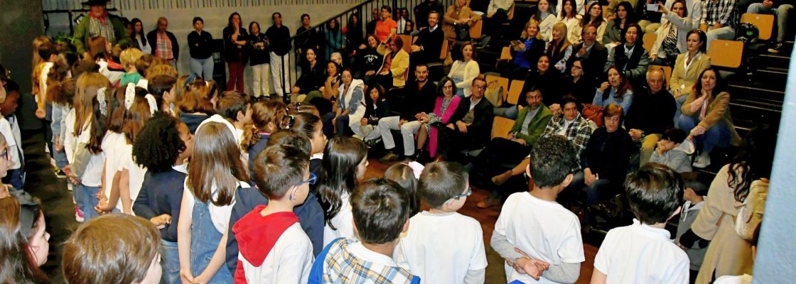 Agrupamento de Escolas Severim de Faria homenageou o seu patrono