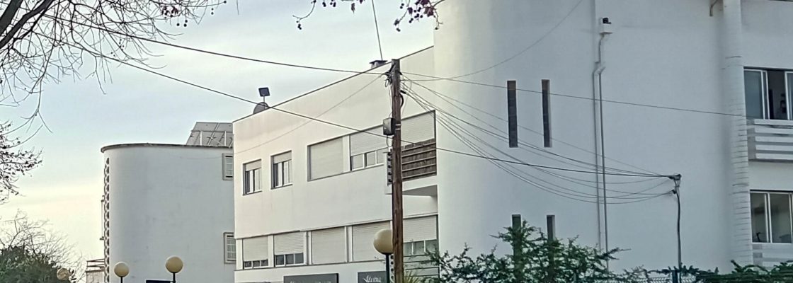 MELHORIA DE TRAÇADOS AÉREOS DE TELECOMUNICAÇÕES NA CIDADE