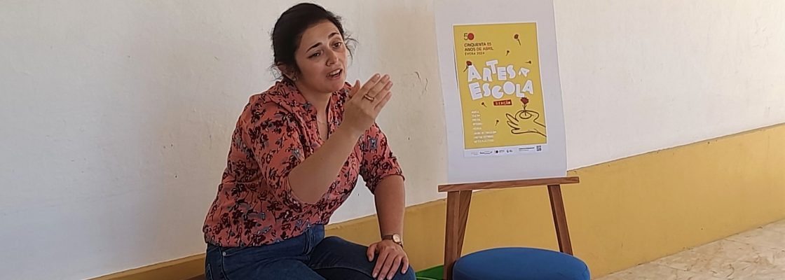 Artes à Escola proporcionou atividades de conto e teatro