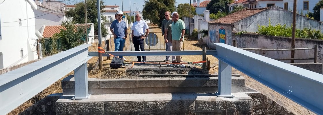 INICIADOS OS TRABALHOS DE REPOSIÇÃO DA PONTE DE FERRO NA ECOPISTA