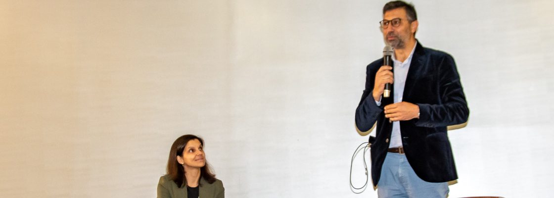 SEMINÁRIO “CUIDAR DO EU, DO OUTRO, E DO TEMPO”