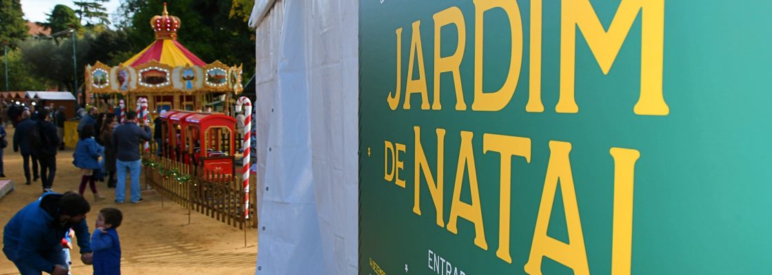 Jardim de Natal chegou esta manhã a Évora
