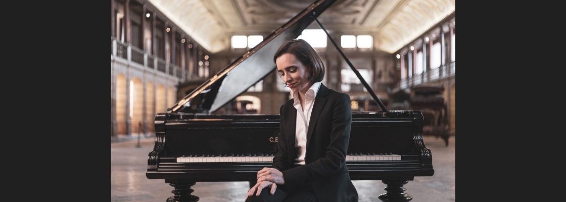 Arquivado: Sons no Salão: Um Piano Português por Marta Menezes