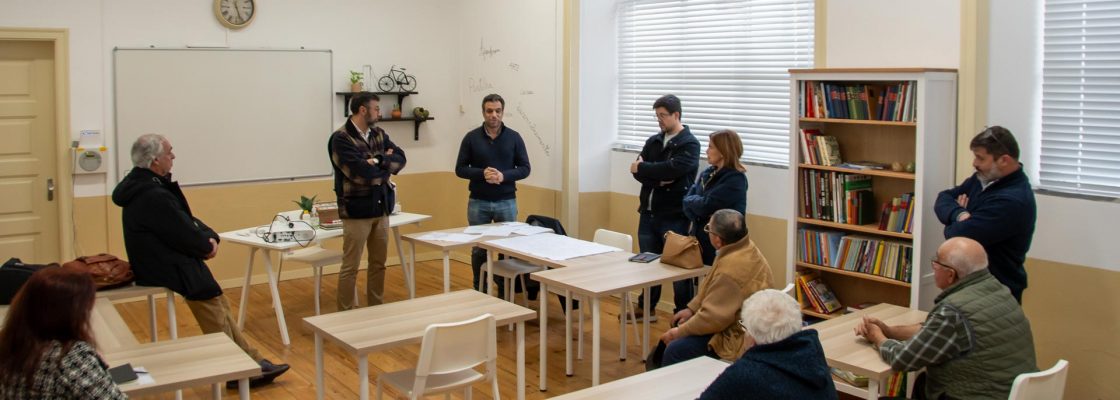 APRESENTADA À POPULAÇÃO DE S. MANÇOS OBRA DE REMODELAÇÃO DA REDE PÚBLICA DE ÁGUA E INSTAL...