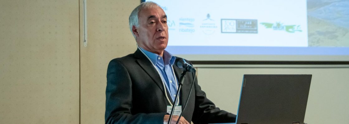 PLATAFORMA CÍVICA “JUNTOS PELO DIVOR” PROMOVE DEBATE SOBRE FOTOVOLTAICAS NO ALENTEJO