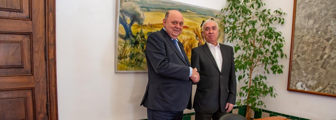 EMBAIXADOR DA REPÚBLICA DA MOLDOVA RECEBIDO NA CÂMARA MUNICIPAL ÉVORA
