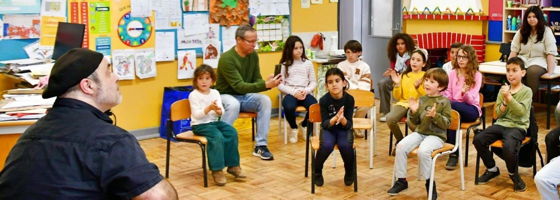 Artes à Escola deu a conhecer viola campaniça às crianças da Freguesia de Valverde