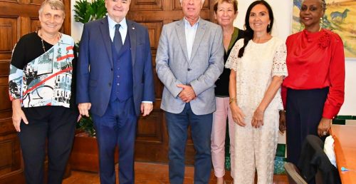 Delegação do Senado Francês recebida nos Paços do Concelho de Évora