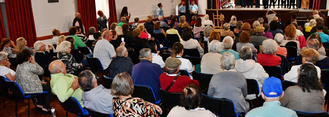 Centro de Convívio da CME participou em peça de teatro sobre segurança dos idosos