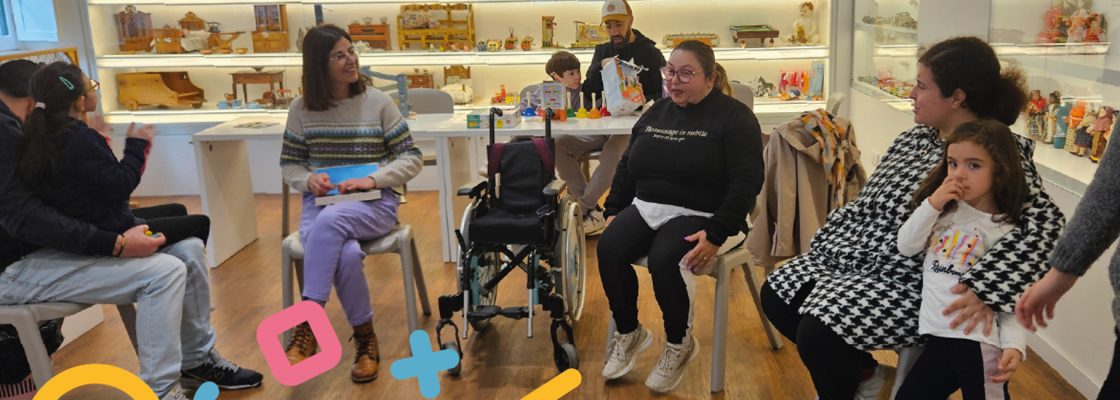 Ludoteca Amiga do Cuidador | Ação inclusiva para apoiar famílias com crianças e jovens com Ne...