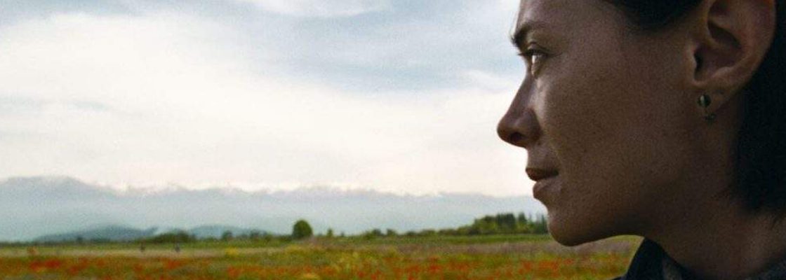 (Português) ABRIL, um filme de Dea Kulumbegashvili