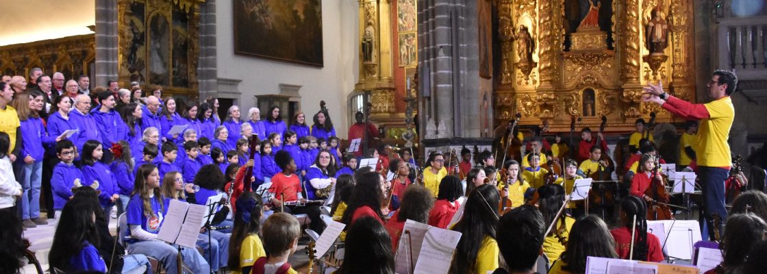 Orquestra Geração Évora Planícies deu concerto solidário de Natal na Igreja de São Francisco