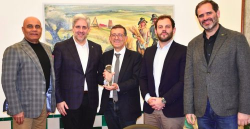 Carlos Zorrinho, Presidente da Câmara Municipal de Évora, distinguido pelo trabalho em prol da causa pública e da inovação