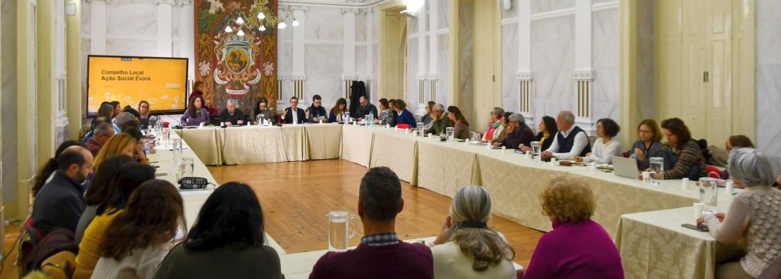 (Português) Conselho Local de Ação Social de Évora empenhado na proteção dos mais vulneráveis