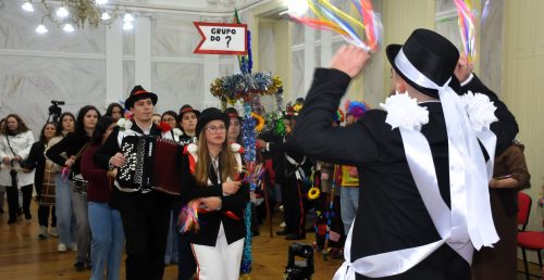 Iniciativa ‘Conversas à volta das Brincas de Carnaval’ juntou os três grupos em atividade