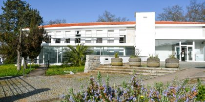 (Português) Concretizados trabalhos de conservação nas Extensões de Saúde de Valverde e de Évora