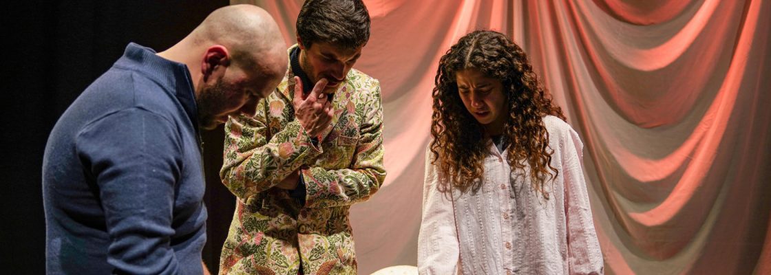 Teatro CAMA NUPCIAL, do autor catalão Sergi Belbel