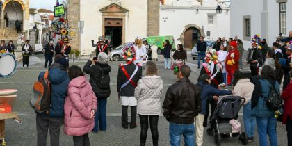 Brincas de Carnaval animaram a Praça de Sertório