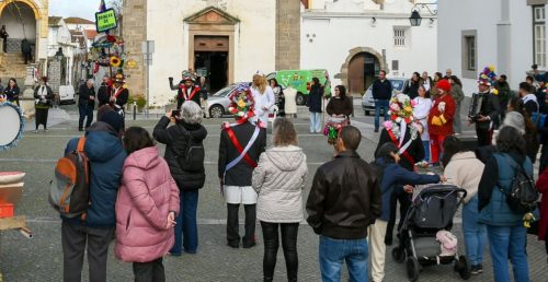 Brincas de Carnaval animaram a Praça de Sertório