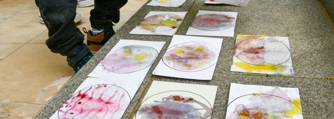    Artes animaram esta manhã a Feira do Livro