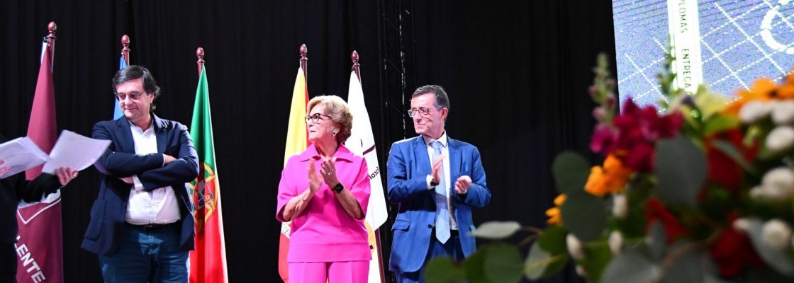 (Português) Cerimónia de Entrega de Diplomas EPRAL