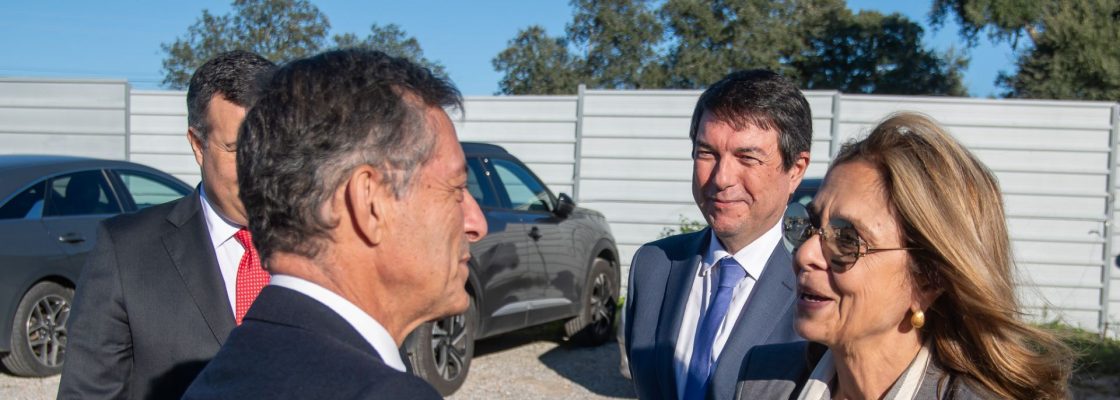 Câmara Municipal de Évora reafirma compromisso em estar “do lado da solução” para acelera...
