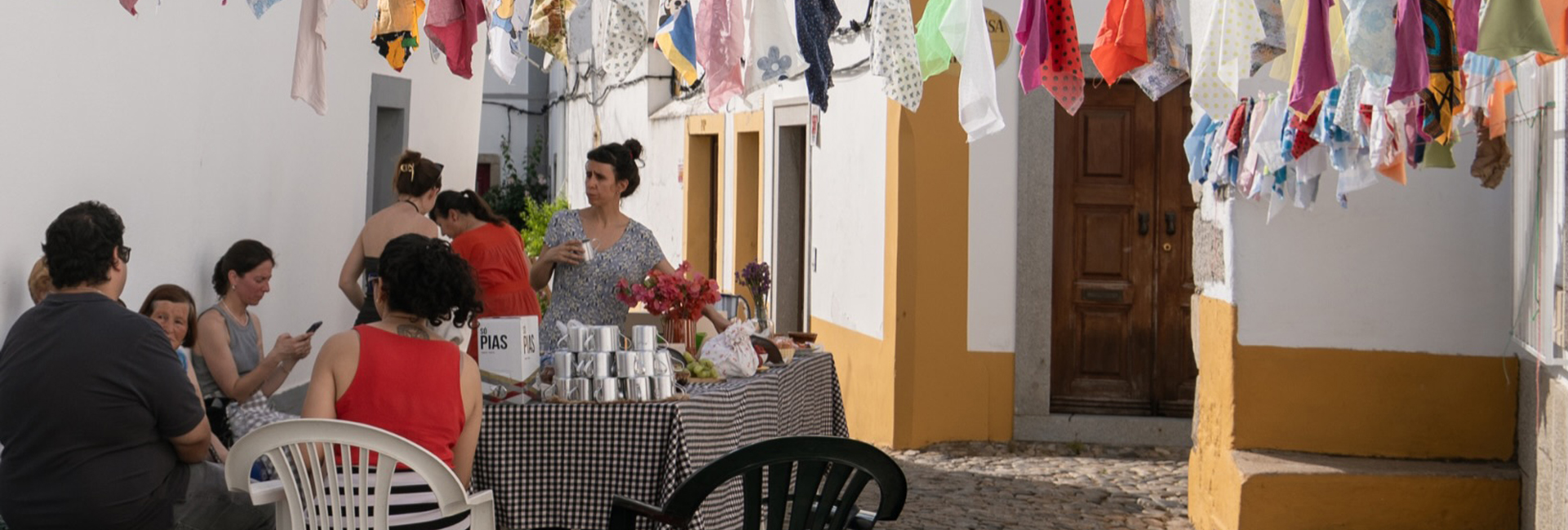 ”Bairro à mesa” | Quem dança chama a vizinhança!