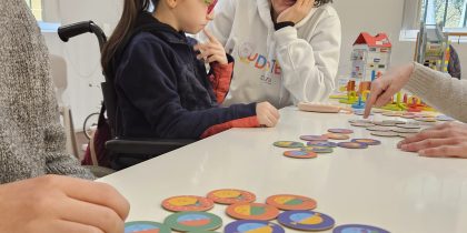 Ludoteca Amiga do Cuidador | Ação inclusiva para apoiar famílias com crianças e jovens