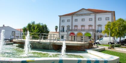 Município de Évora esclarece apoio ao CENDREV e reforça compromisso com a cultura